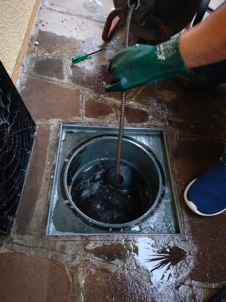 desentupimento-em-curitiba
